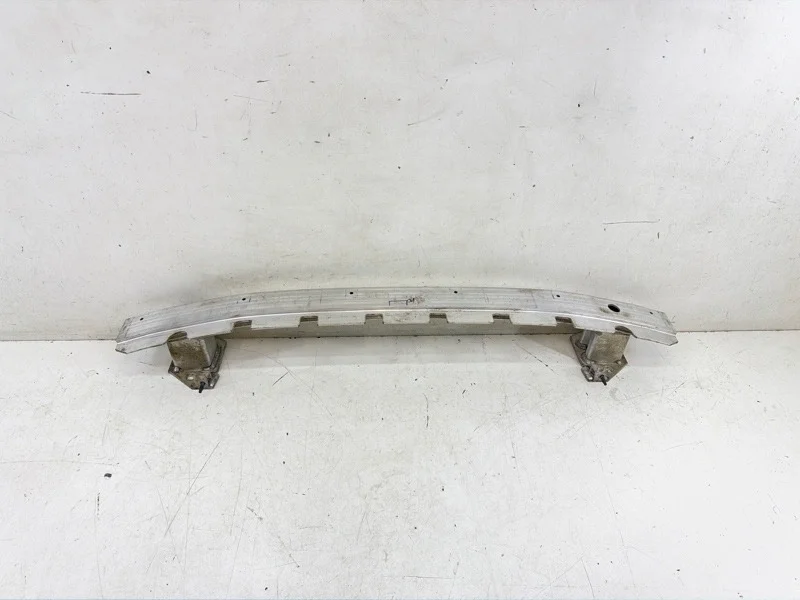 Усилитель бампера BMW 6er 2017-2020 G32