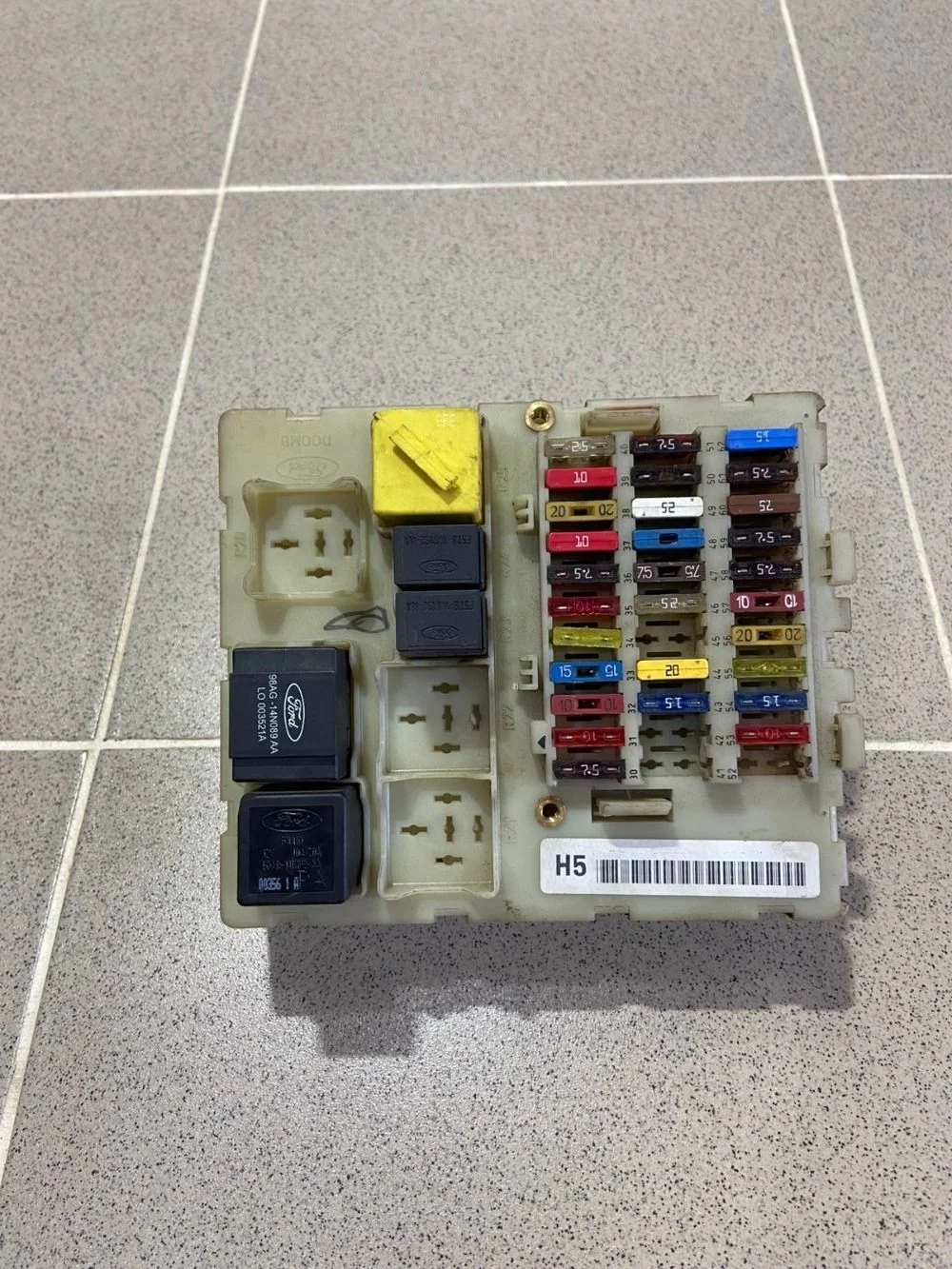 Блок предохранителей Ford Focus I (1998—2004)