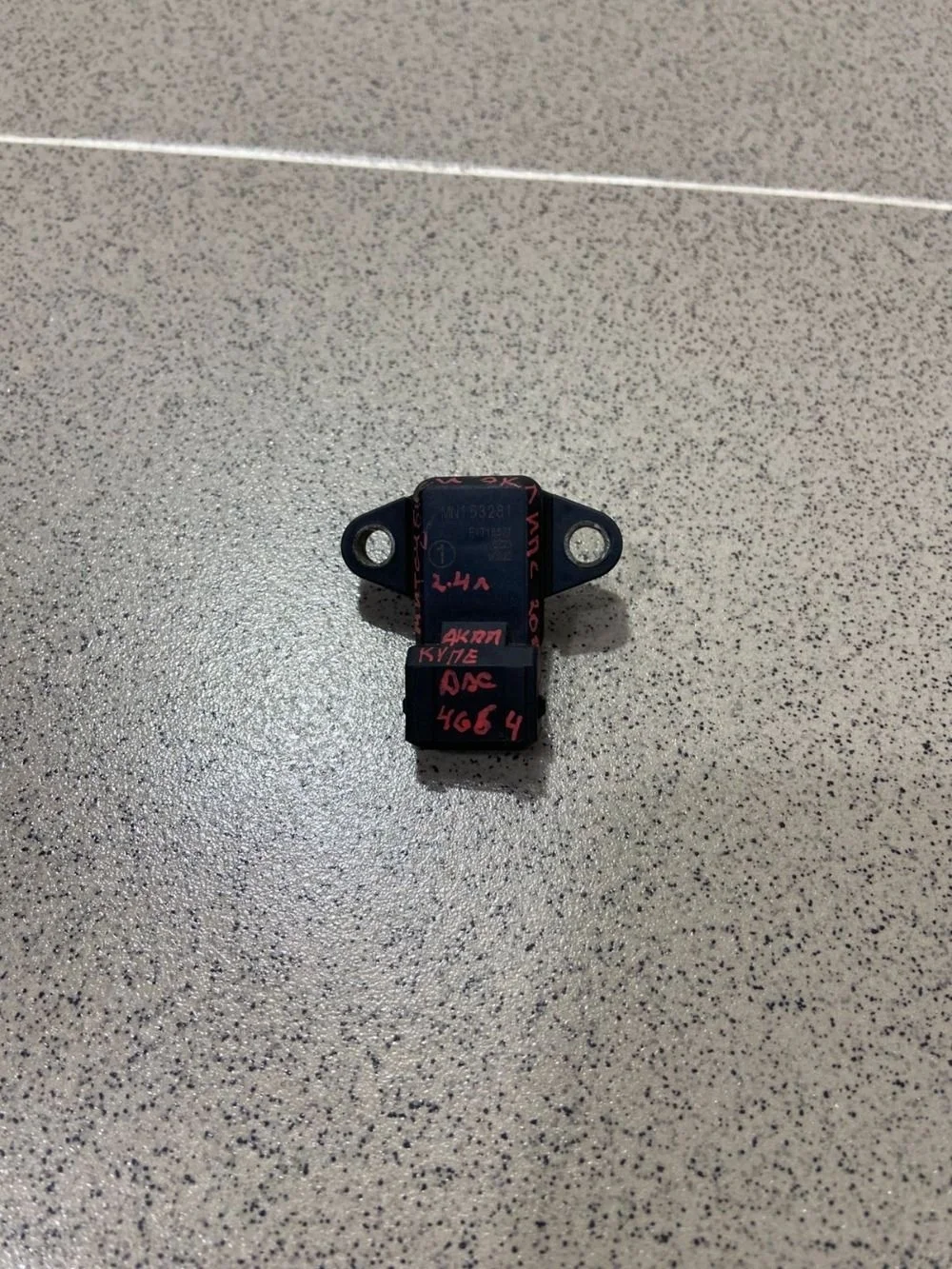 Датчик абсолютного давления Mitsubishi Eclipse III (1999—2005)