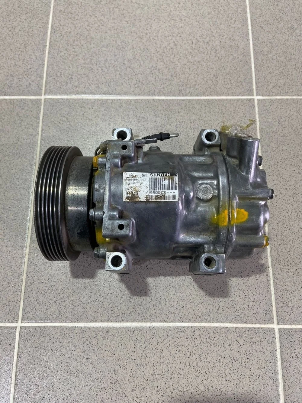 Компрессор кондиционера ВАЗ (LADA) Largus I (2012—2021)