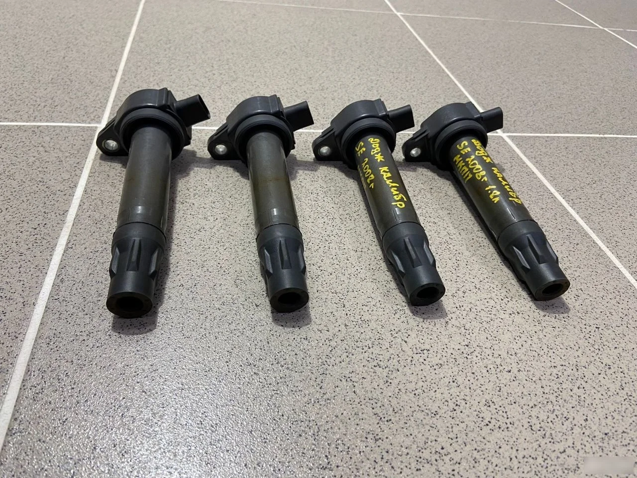 катушки зажигания Dodge Caliber I (2006—2009)