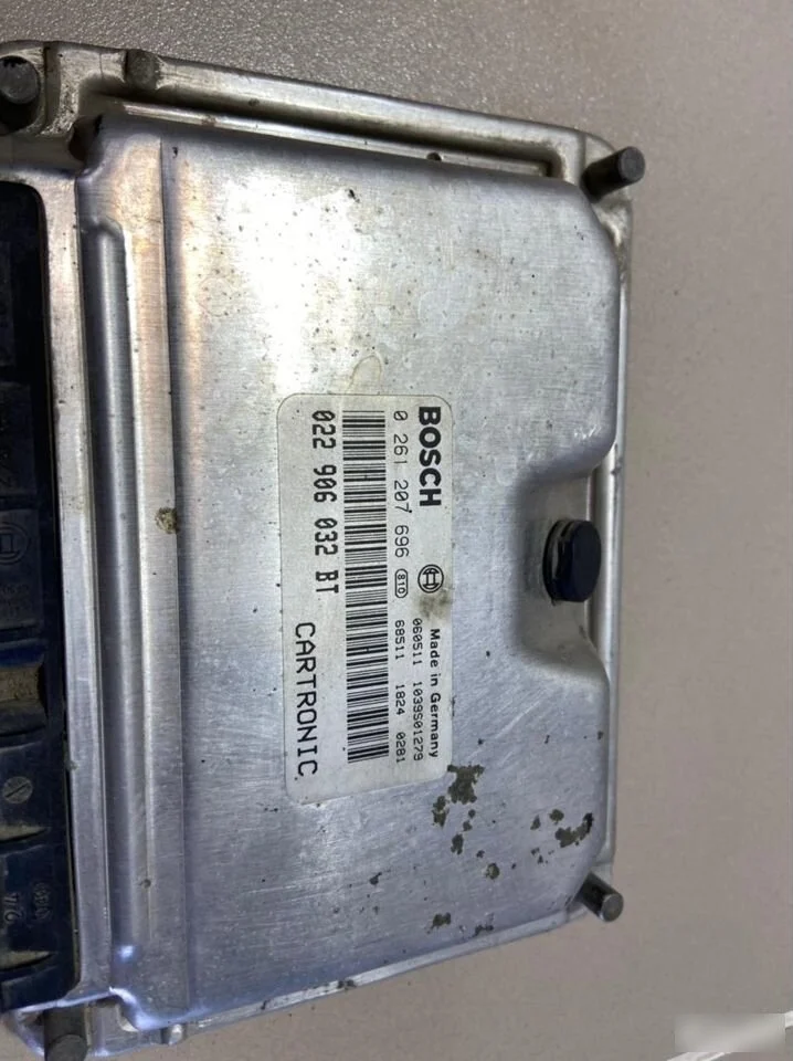 блок управления двс Porsche Cayenne I (2002—2007)