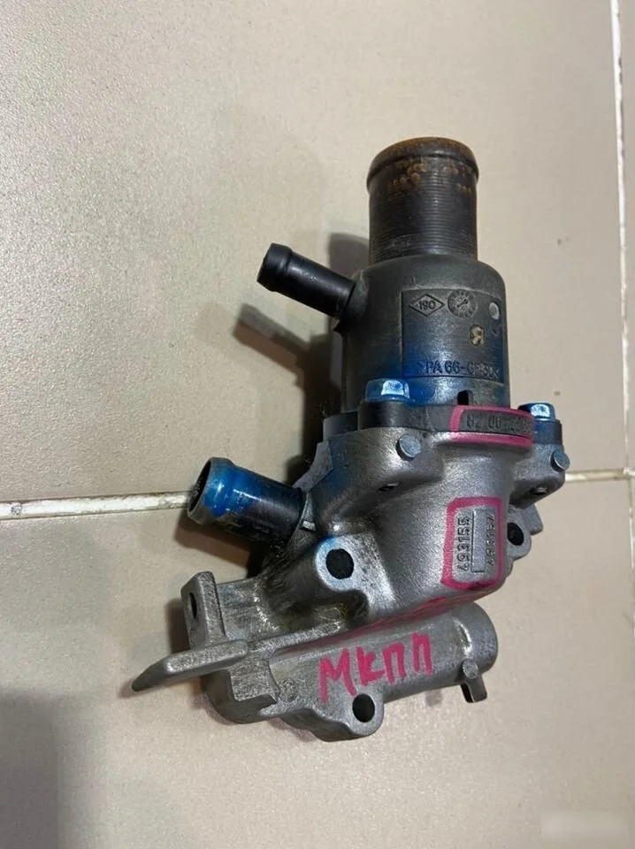 Корпус термостата Renault Logan I (2004—2009)