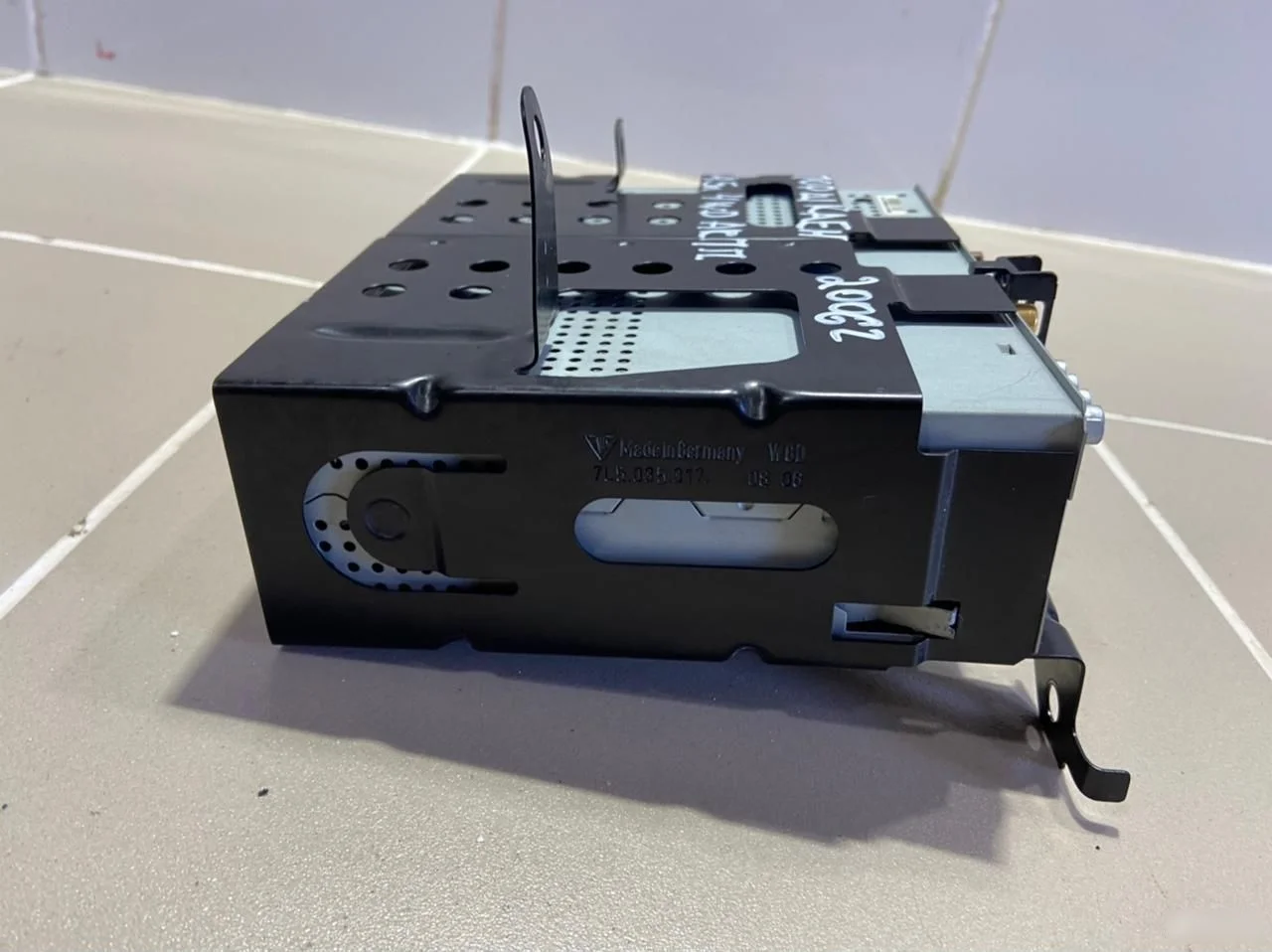 TV-тюнер Porsche Cayenne I (2002—2007)