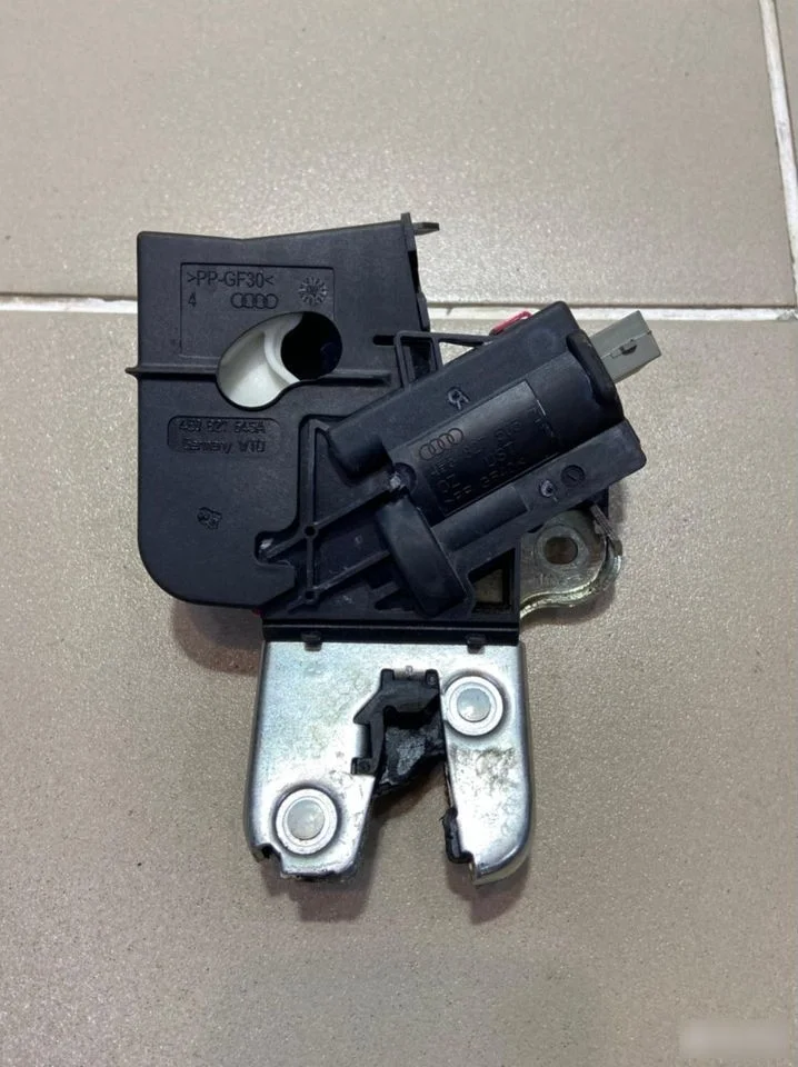 замок багажника volkswagen Volkswagen Jetta V (2005—2011)