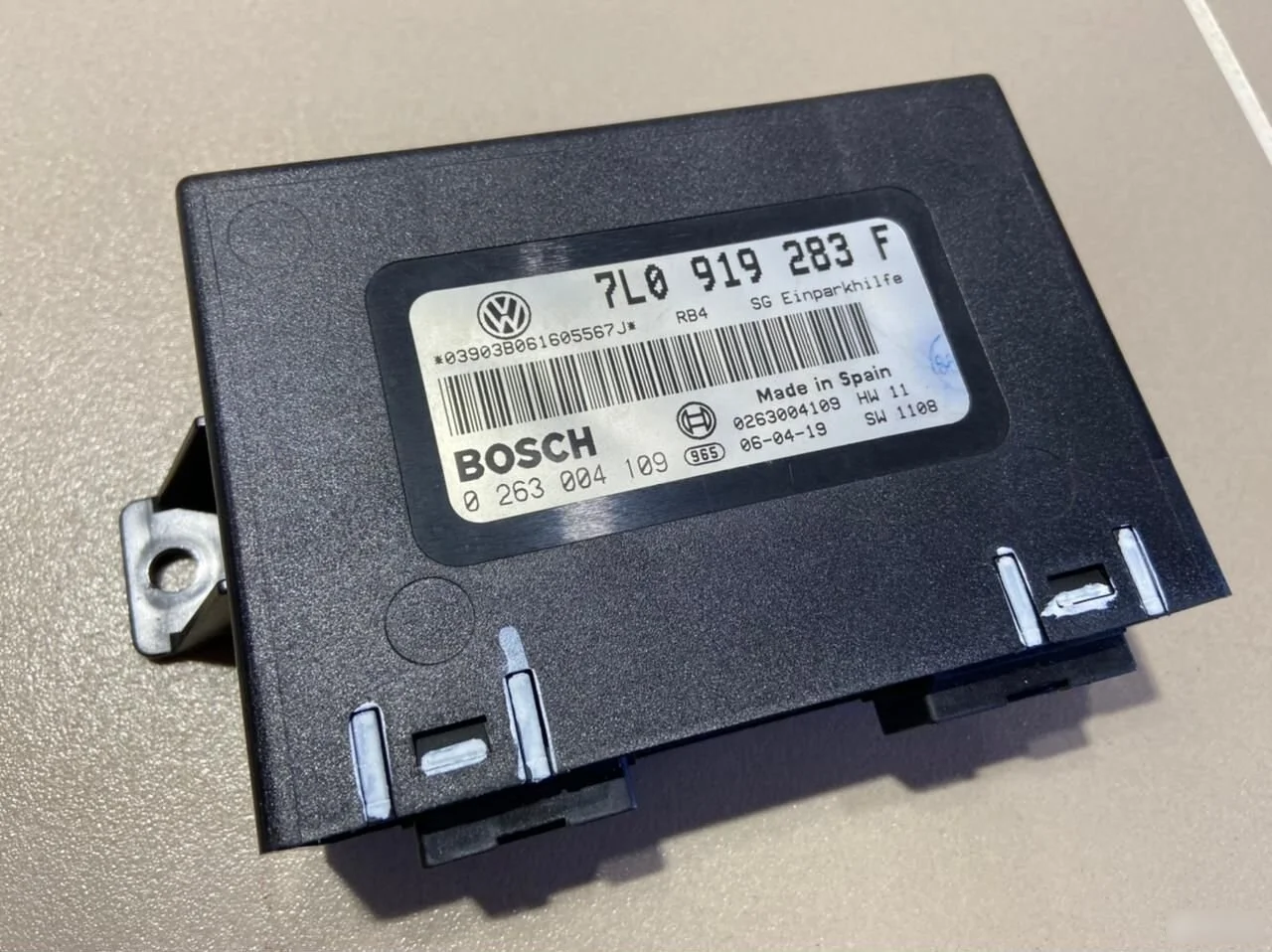 Блок управления парктрониками Porsche Cayenne I (2002—2007)