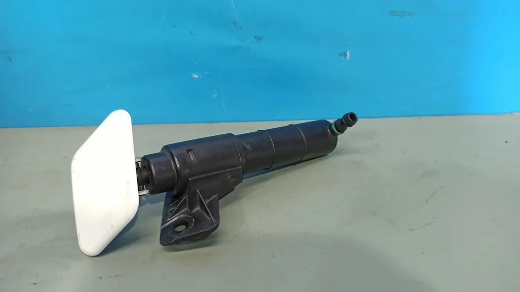 форсунка омывателя фары Kia Sportage 3 2014-2016  27.03.2015