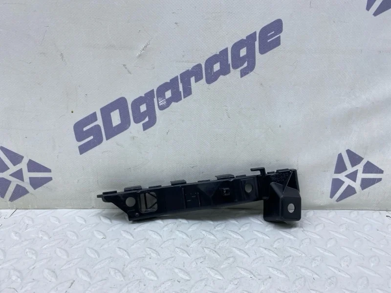 Кронштейн бампера Kia Ceed 2007- 865131H000 1, передний левый