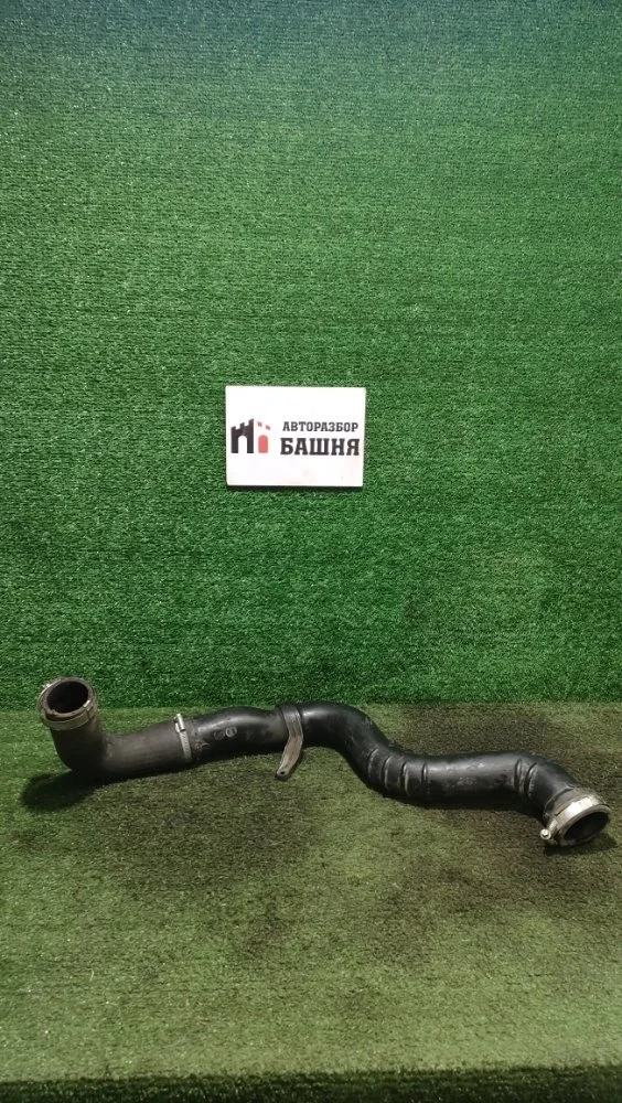 Патрубок интеркулера Ford Kuga 2014 5333315 CBS 1.6, левый