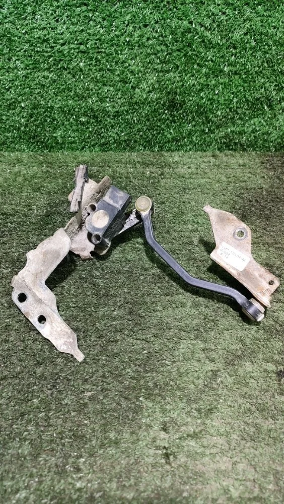 Датчик дорожного просвета Ford Kuga 2014 1786469 CBS 1.6, передний