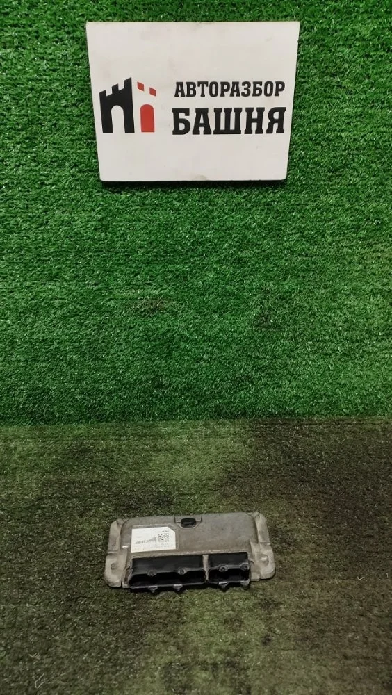 Блок управления двс Volkswagen Polo 2013 03C906014C 5 CFNA