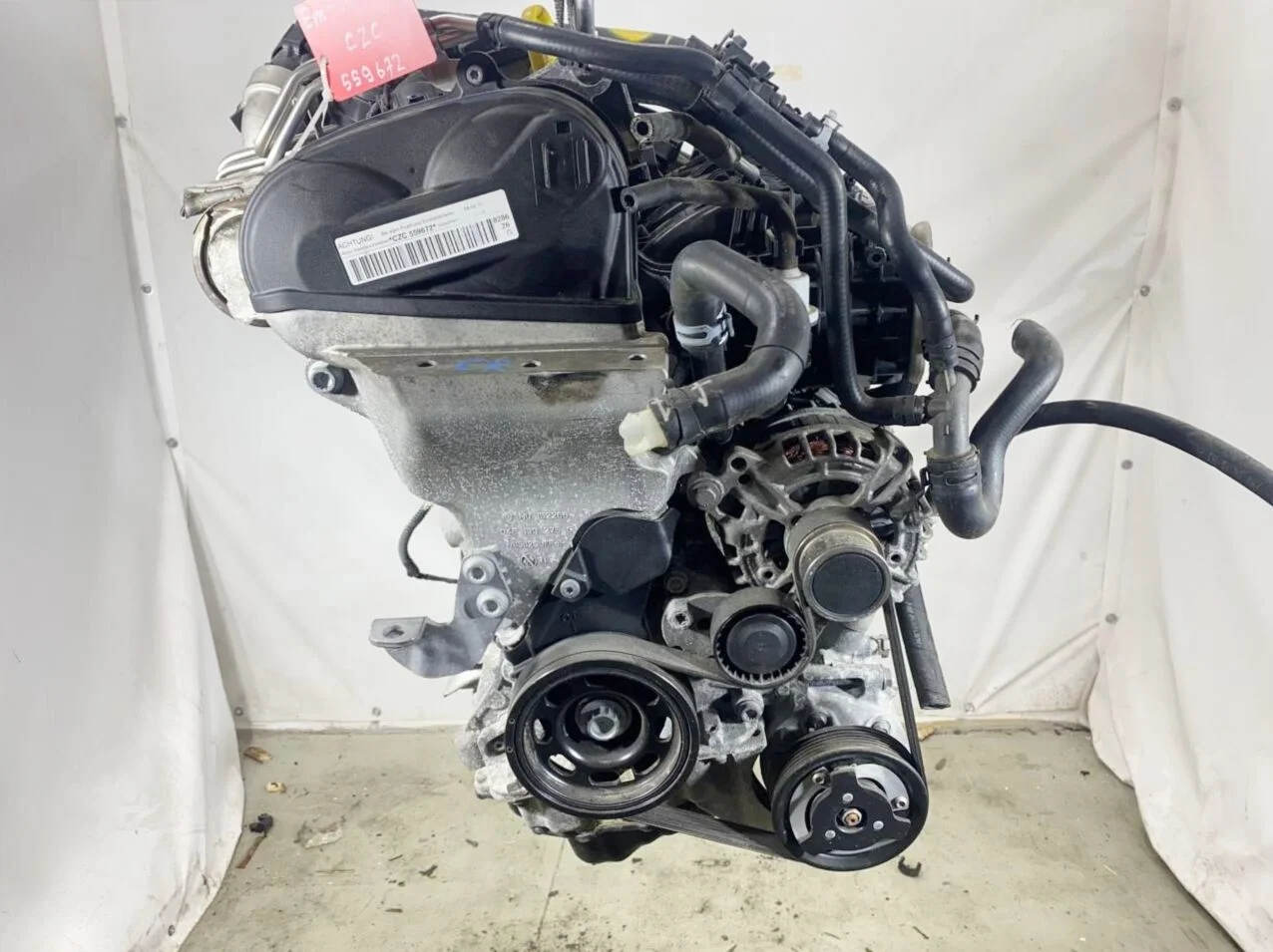 Двигатель CZC на Volkswagen Jetta 1.4 л. 125 л.с В сборе оригинальный