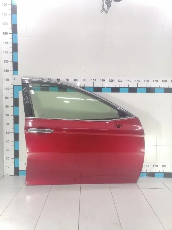 Дверь Toyota Camry 6700133240 70, передняя правая