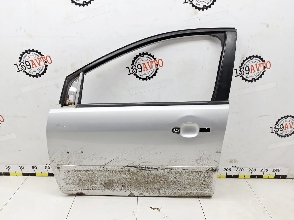 Дверь передняя левая Ford Focus 2007