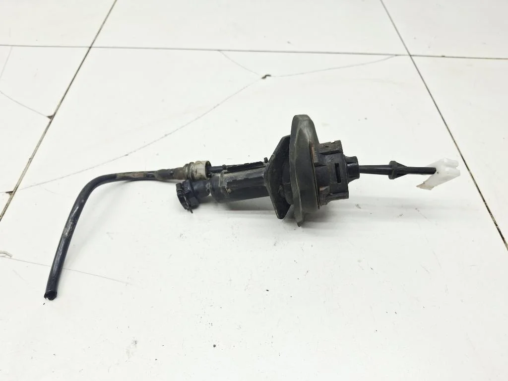 Цилиндр сцепления главный Ford Focus 2007