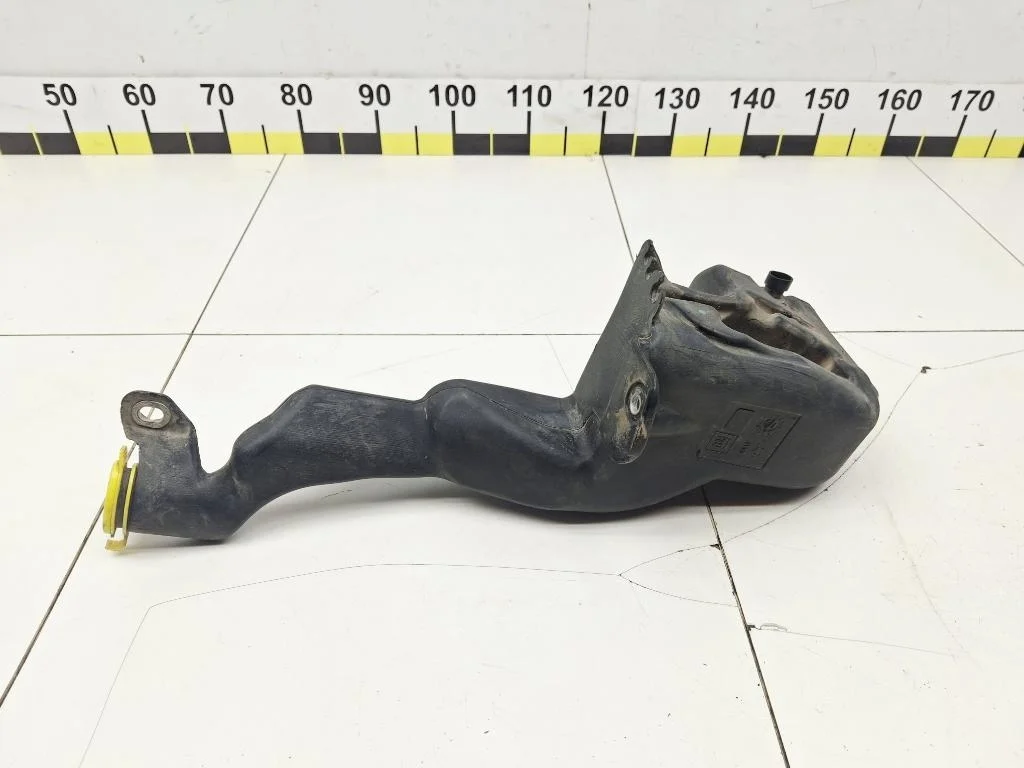 Бачок омывателя лобового стекла Opel Astra 2010 H