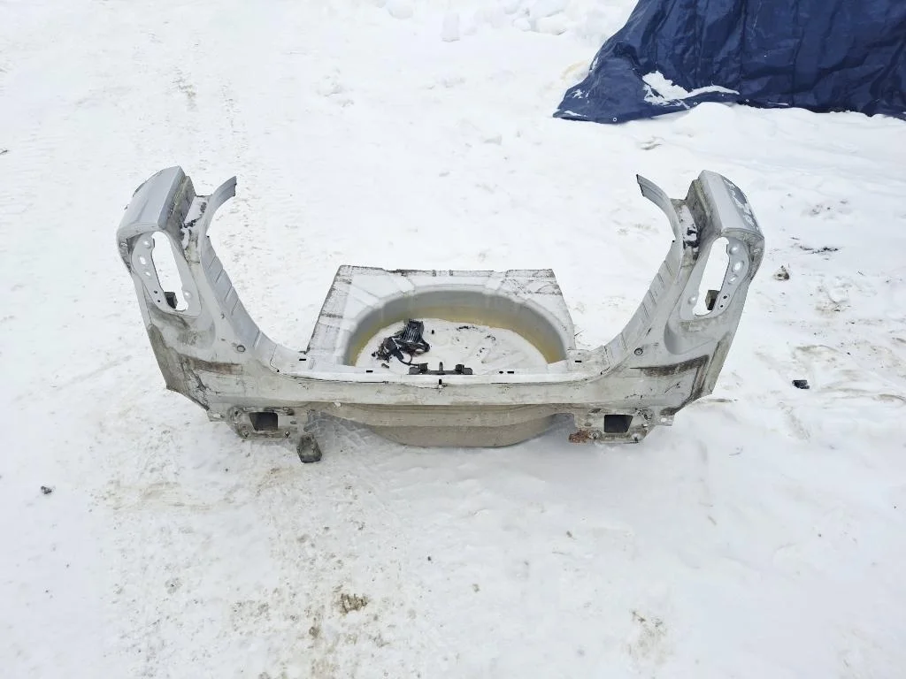 Панель задняя Ford Focus 2007