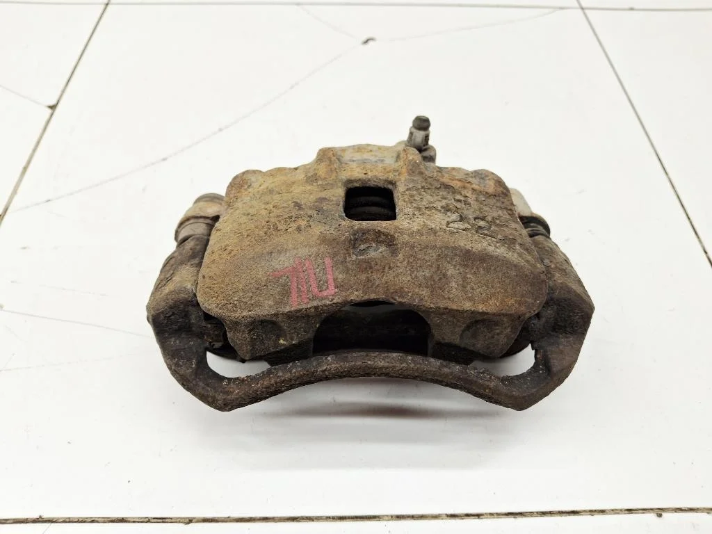 Суппорт передний левый Hyundai Accent 2006 LC