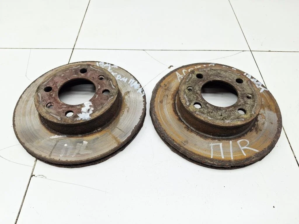 Диск тормозной передний вентилируемый Hyundai Accent 2006 LC