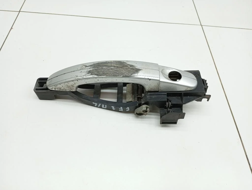 Ручка двери передней наружная левая Ford Focus 2007