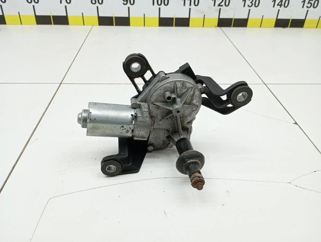 Моторчик дворника задний Opel Astra 2010 H