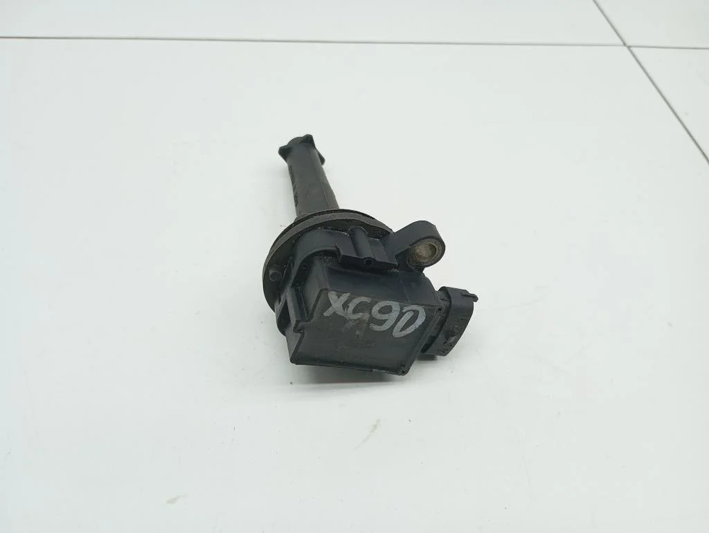 Катушка зажигания Volvo XC90 1