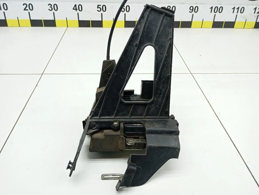 Замок двери задней правой Ford Fusion CBK