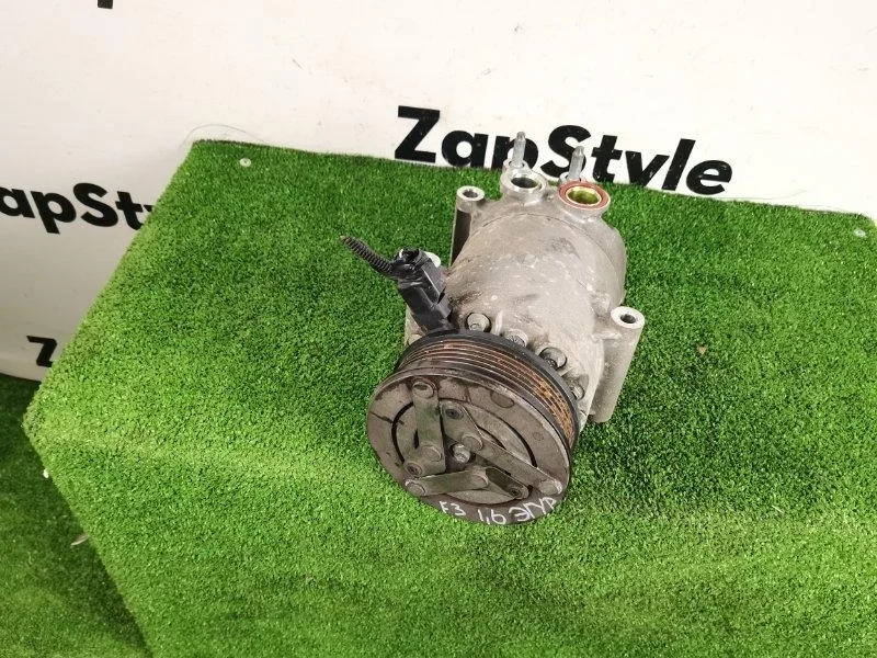 Компрессор кондиционера Ford Focus 3 2013