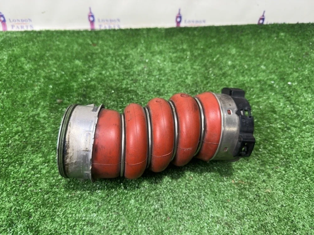 Воздуховод наддувочного воздуха BMW X5 40dX F15