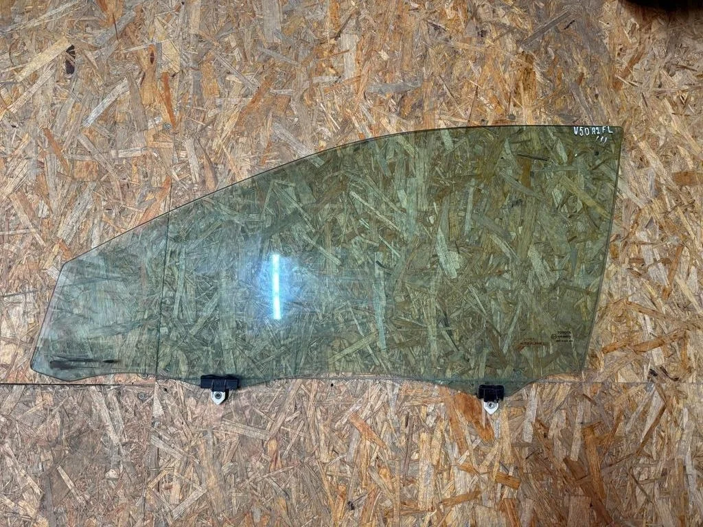 Б.у. стекло двери TOYOTA CAMRY V50 ASV50 TOYOTA CAMRY V50 ASV50 2.5 2014