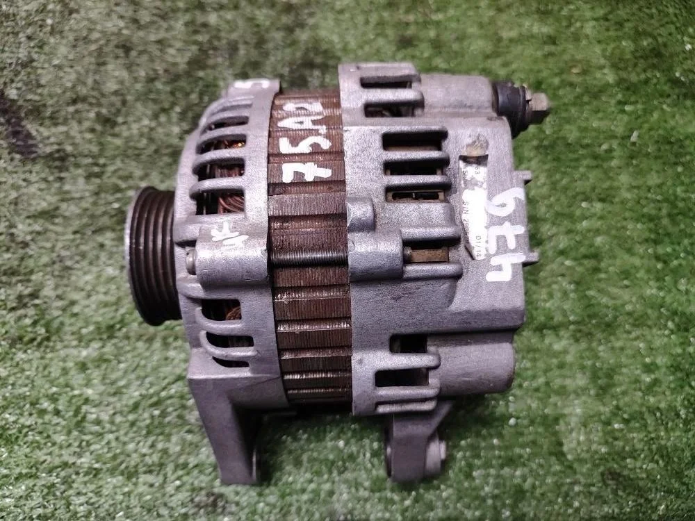 Б.у. генератор MITSUBISHI PAJERO V75W MITSUBISHI PAJERO V75W 3.5 2000