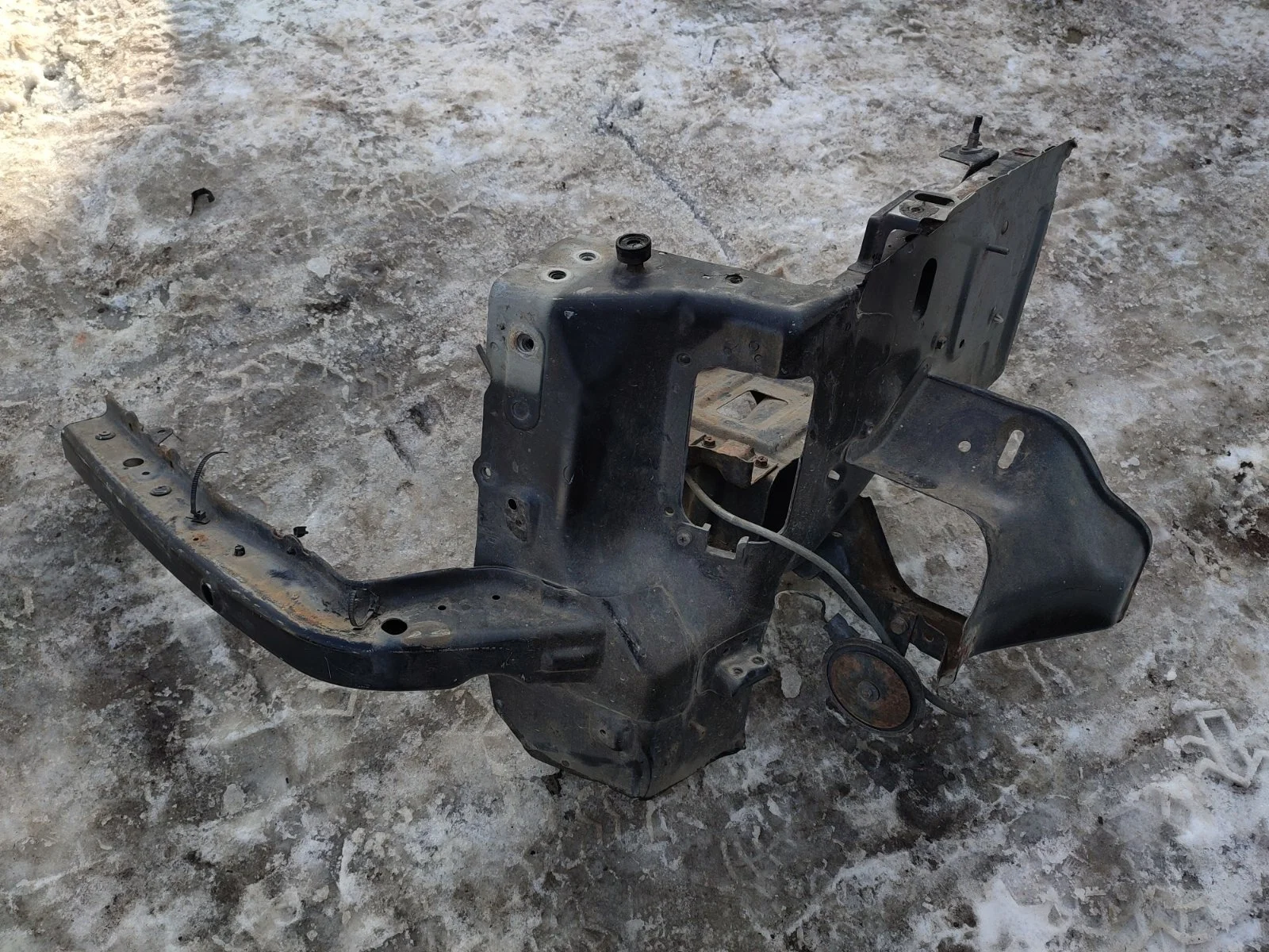 Панель передняя SsangYong Rexton 2009 Y250