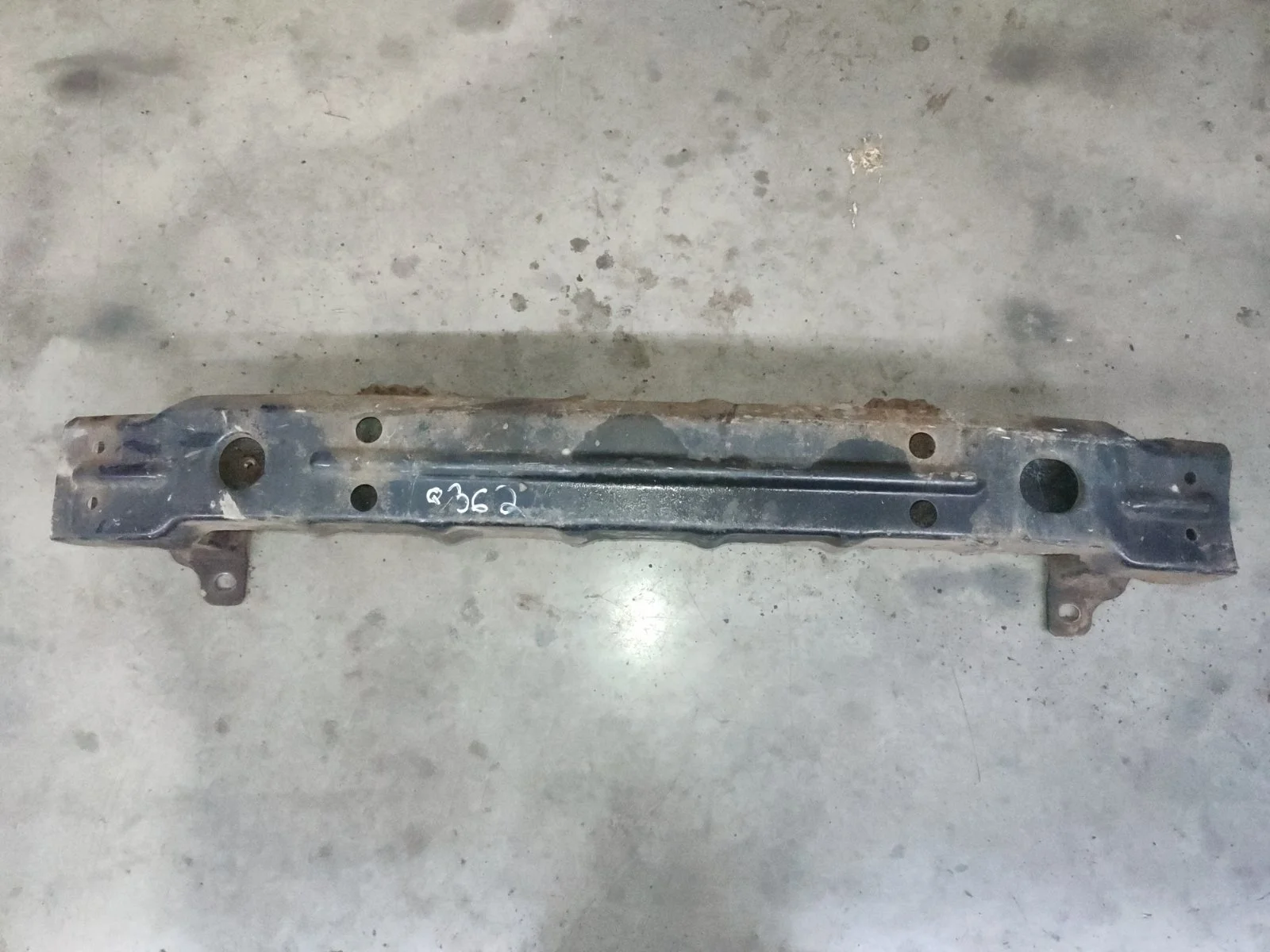 Усилитель бампера SsangYong Rexton 2009 Y250