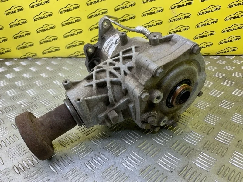 Редуктор переднего моста Land Rover Range Rover Evoque I (2011-2018) 2014 LR051075 ВНЕДОРОЖНИК 2.2 D 224DT