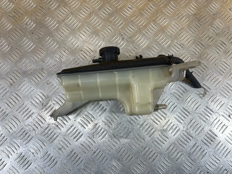 Бачок расширительный Toyota Rav 4 (XA30) (2005-2014) 2006 1647028110 2.0 I 1AZFE