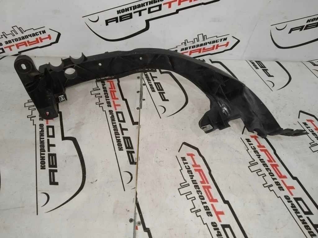 РЕСНИЧКА BMW ПЕРЕДНЯЯ ЛЕВАЯ 51647120823