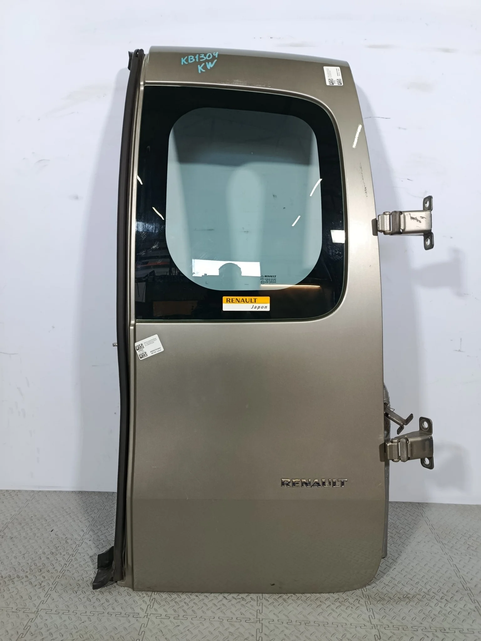 ДВЕРЬ ЗАДНЯЯ RENAULT KANGOO 7751478139 ПРАВАЯ серый KB1304