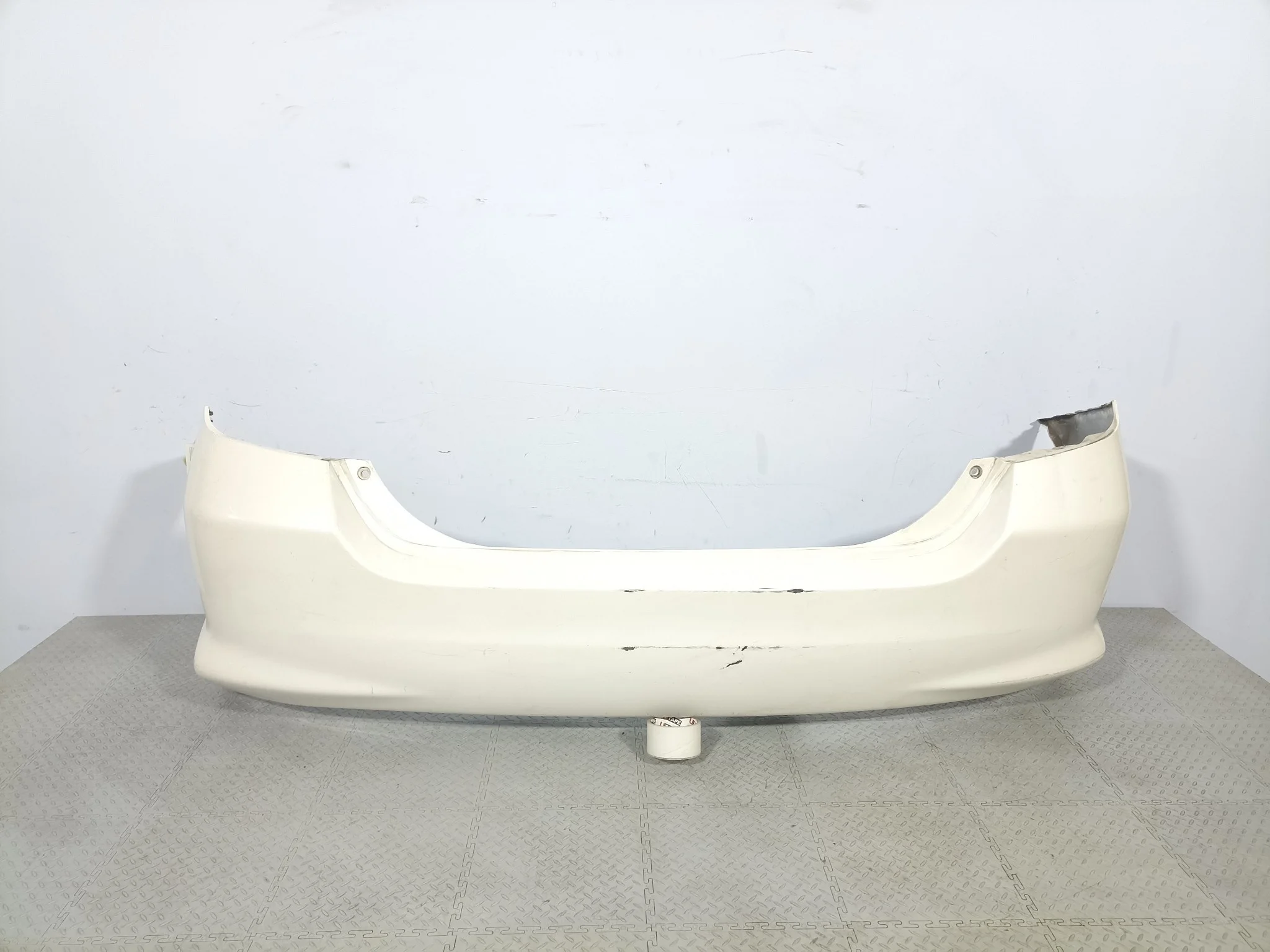 БАМПЕР HONDA 71501SAA900ZA ЗАД белый, NH624P KE771