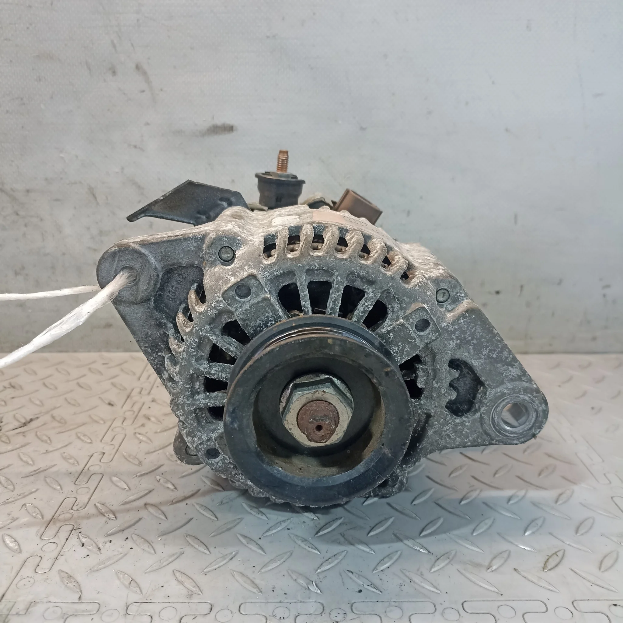 ГЕНЕРАТОР TOYOTA 2706021130 KB1556Z