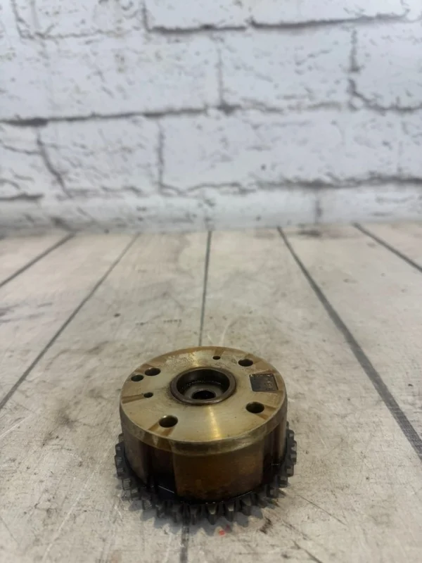 Регулятор фаз газораспределения VW Tiguan 1 2013