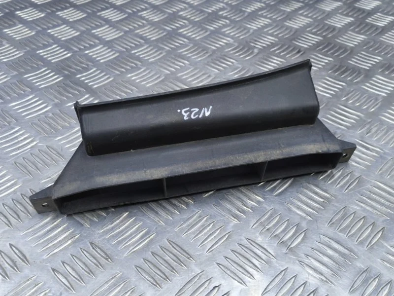 Воздухозаборник volkswagen Passat 2007 3C0805971A B6 AXZ