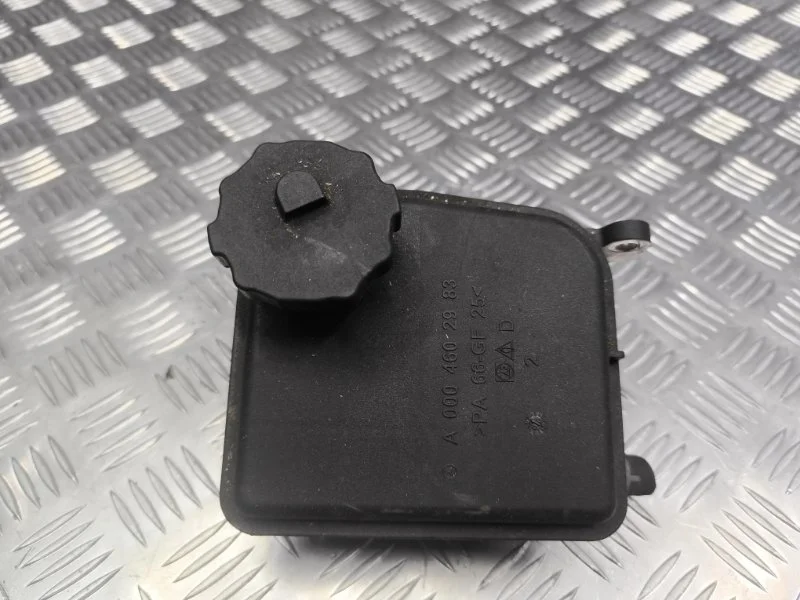 Бачок гидроусилителя Mercedes-Benz C-class 2010 A0004602983 W204 271.860