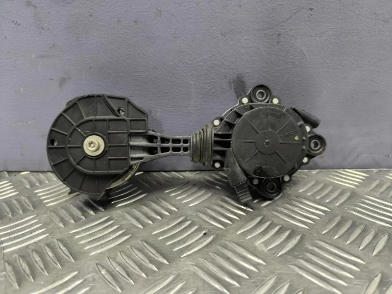 Натяжитель ремня BMW 1 2012 11287598832 F20 N13B16A