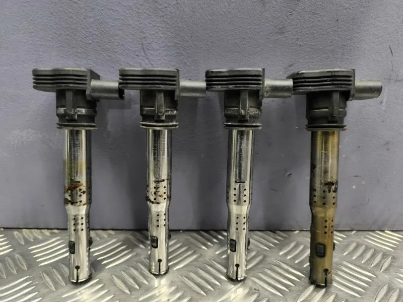 Катушка зажигания Audi A3 2008 07K905715F 8P CCZ