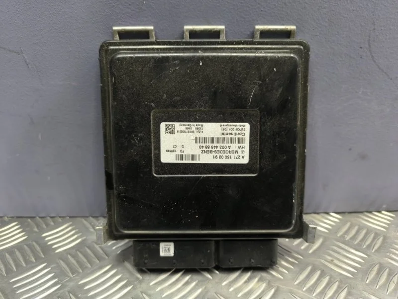 Блок управления двигателем Mercedes-Benz C-class 2012 A2711500391 W204 271.820