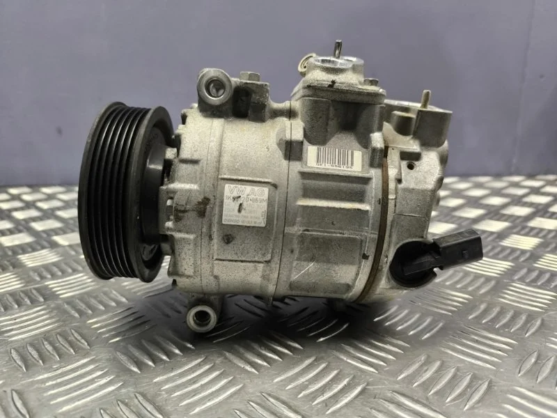 Компрессор кондиционера volkswagen Tiguan 2009 1K0820859S 5N1 CAW