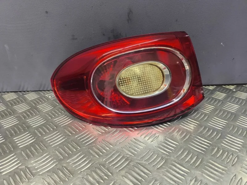 Фонарь задний левый volkswagen Tiguan 2009 5N0945095H 5N1 CAW