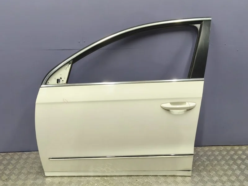 Дверь передняя левая volkswagen Passat 2010 3C4831055J B6 CDA