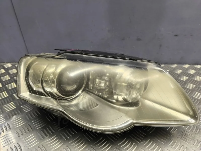 Фара правая volkswagen Passat 2008 3C0941754L B6 BZB