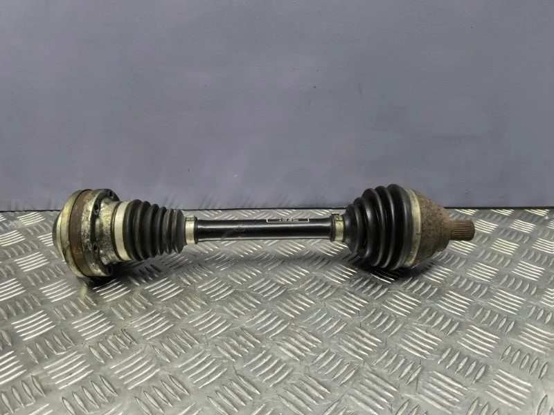 Привод передний левый volkswagen Passat 2010 2K3407271B B6 CDA